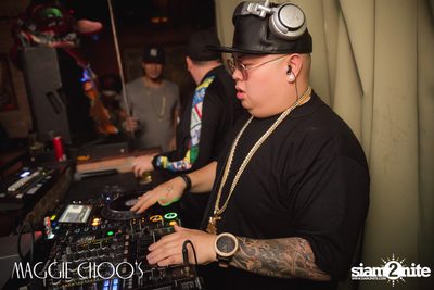 Bad & Boujee Launch Party ที่ แม็กกี้ ชูส์ — photo 102