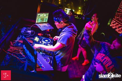 Crush Wednesdays at CE LA VI Bangkok — photo 93