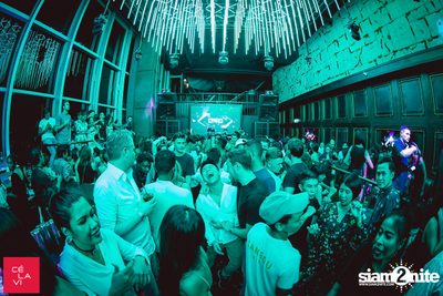 Crush Wednesdays at CE LA VI Bangkok — photo 112