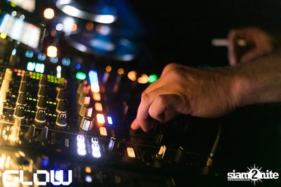 Sebastian Bayne [If? Records, AU] at GLOW — photo 44