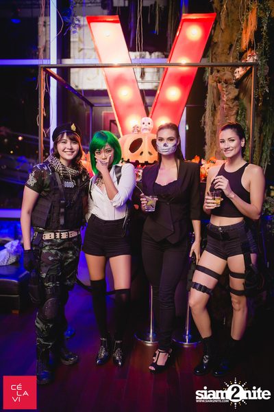 Monster's Ball ที่ เซ ลา วี — photo 33