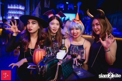 Monster's Ball ที่ เซ ลา วี — photo 46