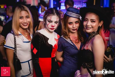 Monster's Ball ที่ เซ ลา วี — photo 117