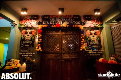 Dia de Los Muertos - Halloween Party at Revolucion Cocktail — photo 1
