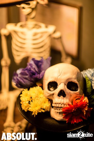 Dia de Los Muertos - Halloween Party at Revolucion Cocktail — photo 9