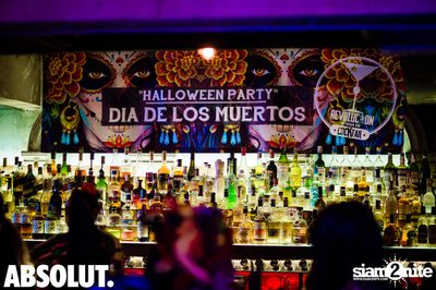 Dia de Los Muertos - Halloween Party at Revolucion Cocktail — photo 13