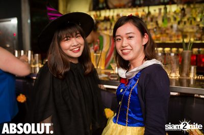 Dia de Los Muertos - Halloween Party at Revolucion Cocktail — photo 17