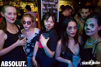 Dia de Los Muertos - Halloween Party at Revolucion Cocktail — photo 80