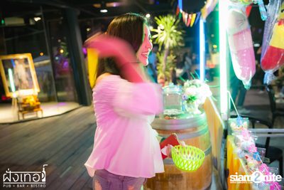 Loy Kratong Party at Fung Ter Pub — photo 60