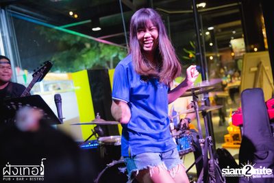 Loy Kratong Party at Fung Ter Pub — photo 90