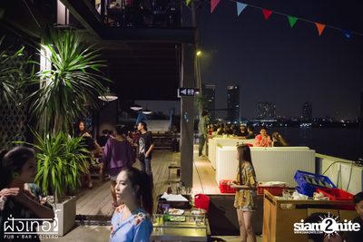 Loy Kratong Party at Fung Ter Pub — photo 98
