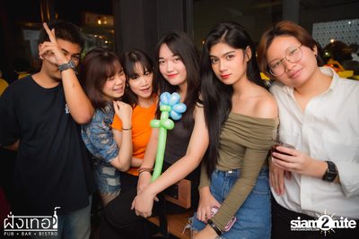 Loy Kratong Party at Fung Ter Pub — photo 99