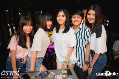 Loy Kratong Party at Fung Ter Pub — photo 138