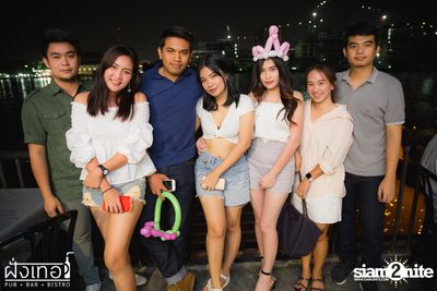 Loy Kratong Party at Fung Ter Pub — photo 140