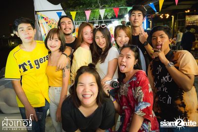 Loy Kratong Party at Fung Ter Pub — photo 145