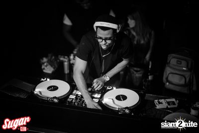 Sugar Club นำเสนอ DJ Puffy — photo 101