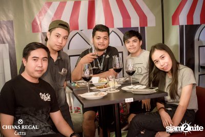 Pongsit Kampee at Why Here — photo 38