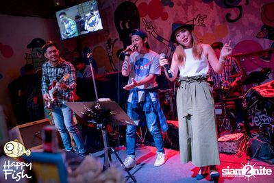 J Jetrin Concert ที่ แฮปปี้ ฟิช ที่ เอเชียทีค — photo 9