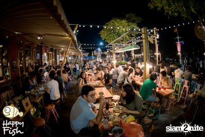 J Jetrin Concert ที่ แฮปปี้ ฟิช ที่ เอเชียทีค — photo 17