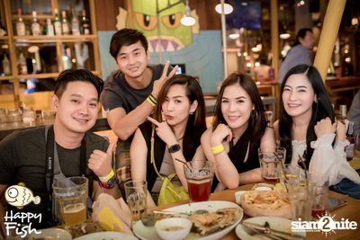 J Jetrin Concert ที่ แฮปปี้ ฟิช ที่ เอเชียทีค — photo 21