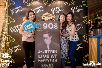 J Jetrin Concert ที่ แฮปปี้ ฟิช ที่ เอเชียทีค — photo 26