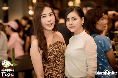J Jetrin Concert ที่ แฮปปี้ ฟิช ที่ เอเชียทีค — photo 57