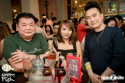 J Jetrin Concert ที่ แฮปปี้ ฟิช ที่ เอเชียทีค — photo 67