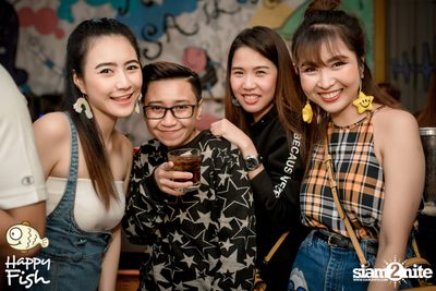 J Jetrin Concert ที่ แฮปปี้ ฟิช ที่ เอเชียทีค — photo 68