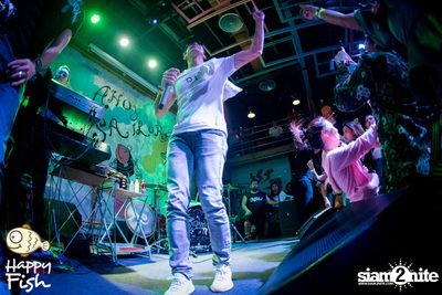J Jetrin Concert ที่ แฮปปี้ ฟิช ที่ เอเชียทีค — photo 110