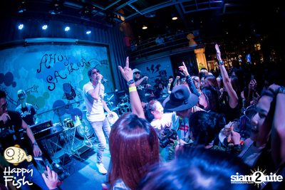 J Jetrin Concert ที่ แฮปปี้ ฟิช ที่ เอเชียทีค — photo 113