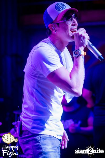 J Jetrin Concert ที่ แฮปปี้ ฟิช ที่ เอเชียทีค — photo 119