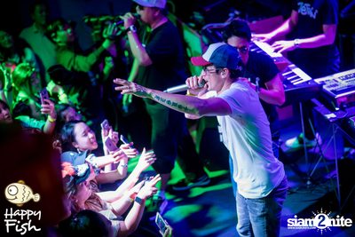 J Jetrin Concert ที่ แฮปปี้ ฟิช ที่ เอเชียทีค — photo 140
