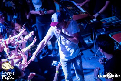 J Jetrin Concert ที่ แฮปปี้ ฟิช ที่ เอเชียทีค — photo 142