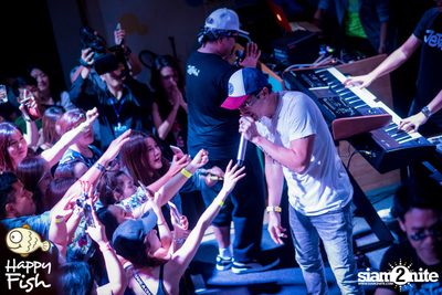 J Jetrin Concert ที่ แฮปปี้ ฟิช ที่ เอเชียทีค — photo 143