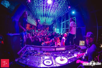 DJ Jazzy Jeff & MC Rhymefest ที่ เซลาวี — photo 86