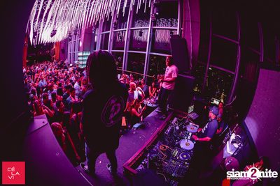 DJ Jazzy Jeff & MC Rhymefest ที่ เซลาวี — photo 89