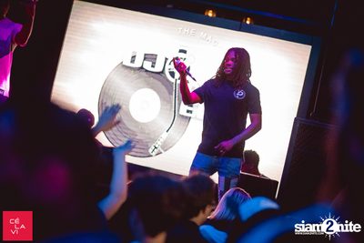 DJ Jazzy Jeff & MC Rhymefest ที่ เซลาวี — photo 110