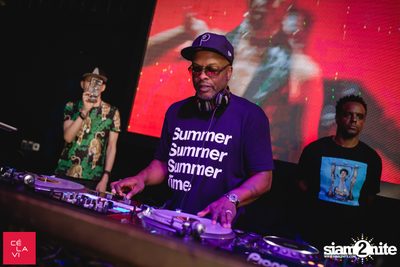 DJ Jazzy Jeff & MC Rhymefest ที่ เซลาวี — photo 117