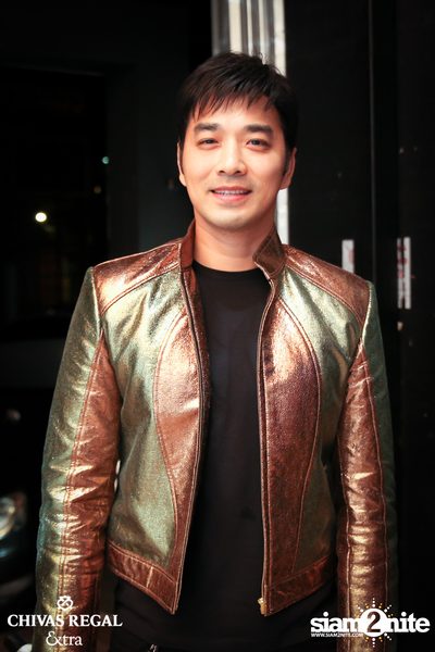 James Ruangsak at Maldives Bar Mengjai — photo 38