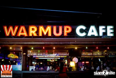 Dj Zara Gift & Mc Coga at Warm Up Cafe Chiang Mai — photo 7
