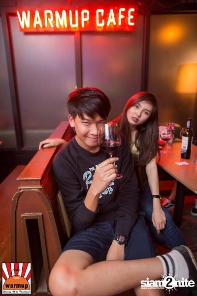 Dj Zara Gift & Mc Coga at Warm Up Cafe Chiang Mai — photo 33