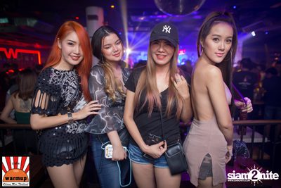 Dj Zara Gift & Mc Coga at Warm Up Cafe Chiang Mai — photo 40