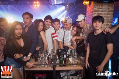 Dj Zara Gift & Mc Coga at Warm Up Cafe Chiang Mai — photo 44