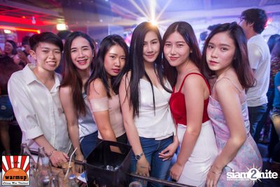 Dj Zara Gift & Mc Coga at Warm Up Cafe Chiang Mai — photo 49