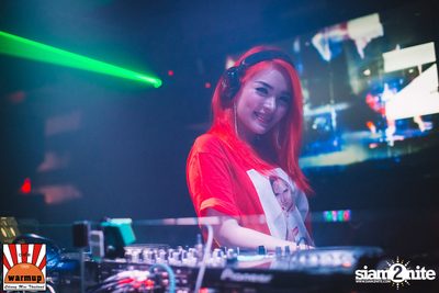Dj Zara Gift & Mc Coga at Warm Up Cafe Chiang Mai — photo 60