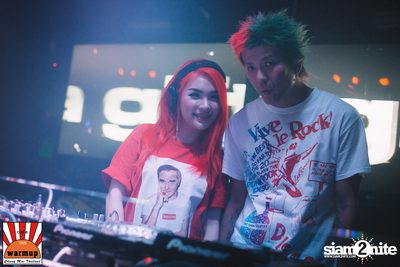 Dj Zara Gift & Mc Coga at Warm Up Cafe Chiang Mai — photo 62