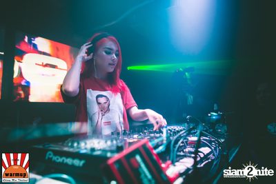 Dj Zara Gift & Mc Coga at Warm Up Cafe Chiang Mai — photo 73