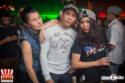 Dj Zara Gift & Mc Coga at Warm Up Cafe Chiang Mai — photo 85