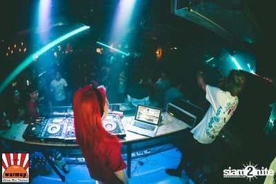 Dj Zara Gift & Mc Coga at Warm Up Cafe Chiang Mai — photo 93