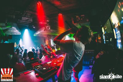 Dj Zara Gift & Mc Coga at Warm Up Cafe Chiang Mai — photo 95